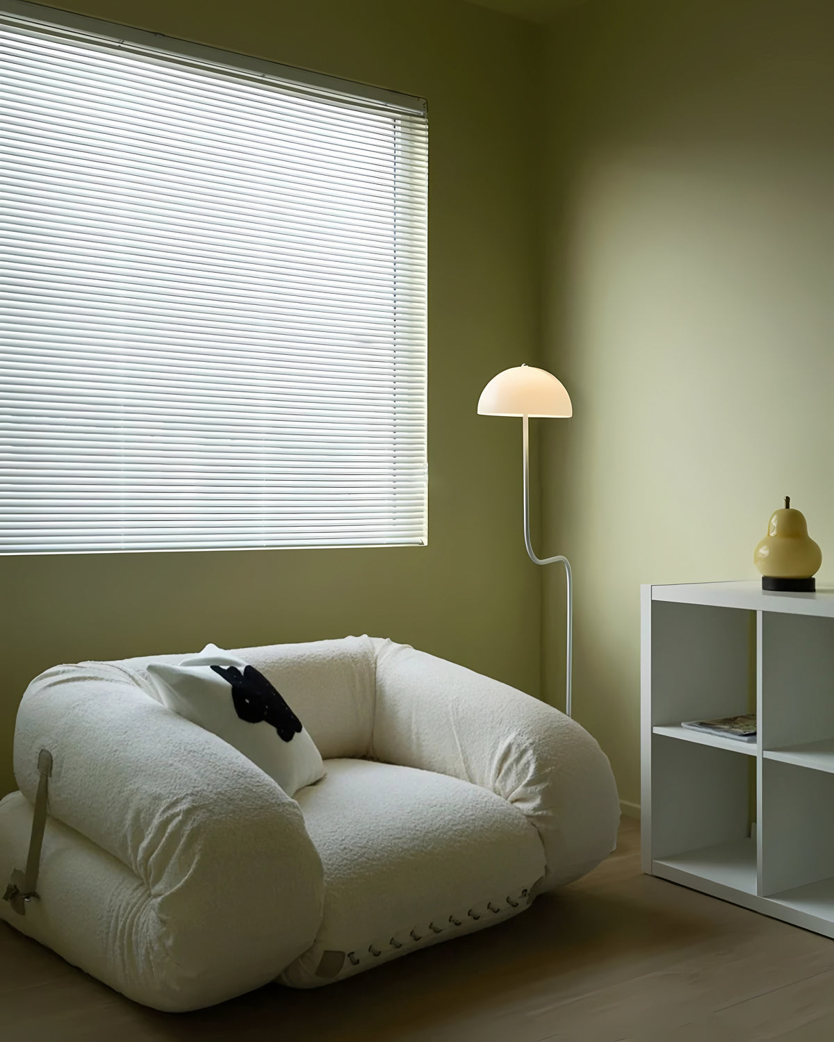 Bean Sprout Floor Lamp