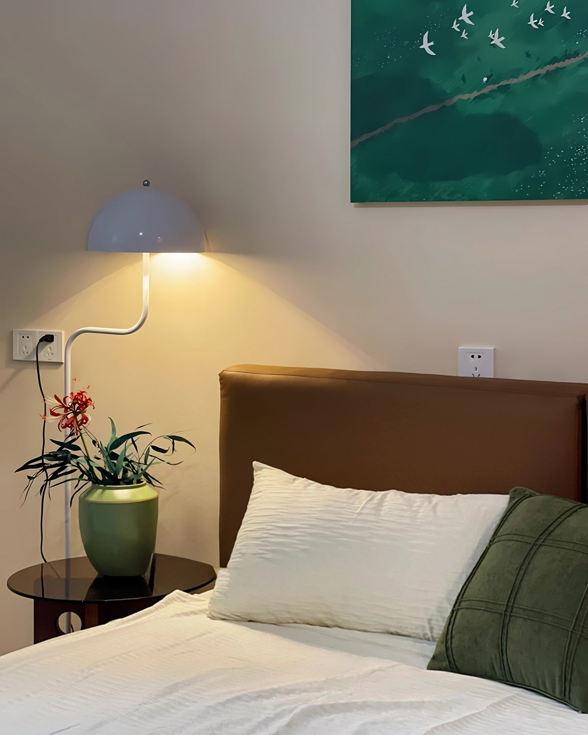 Bean Sprout Floor Lamp