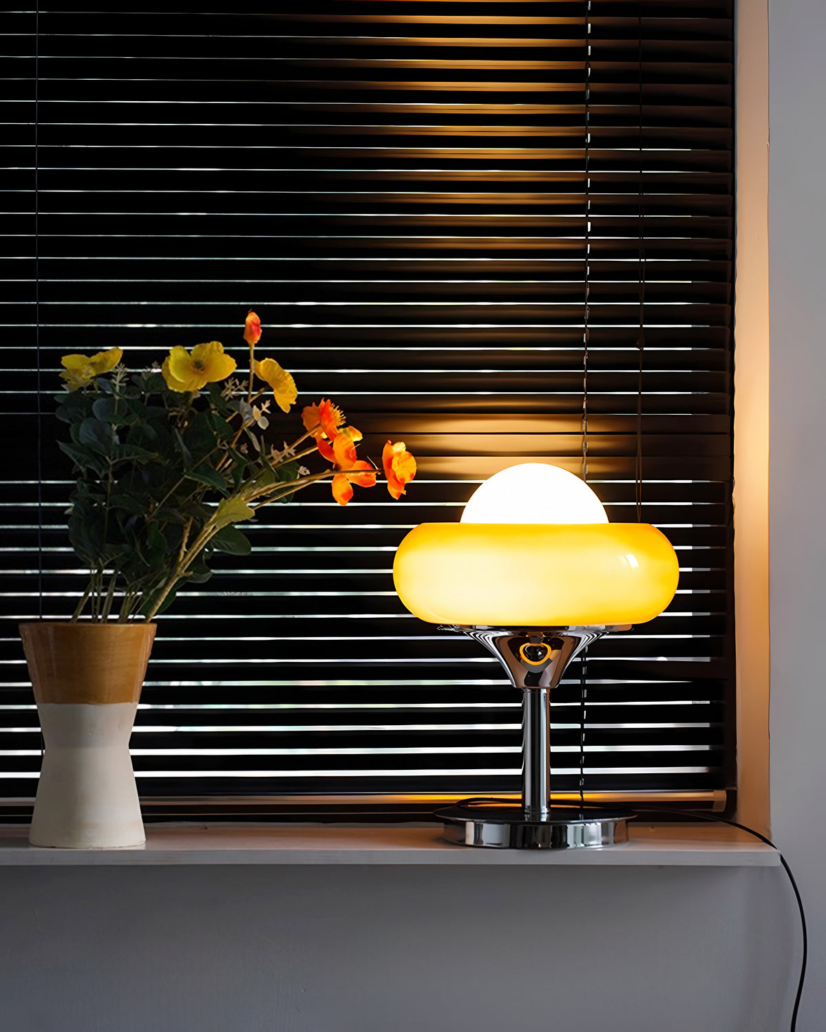 Fish Belly Table Lamp