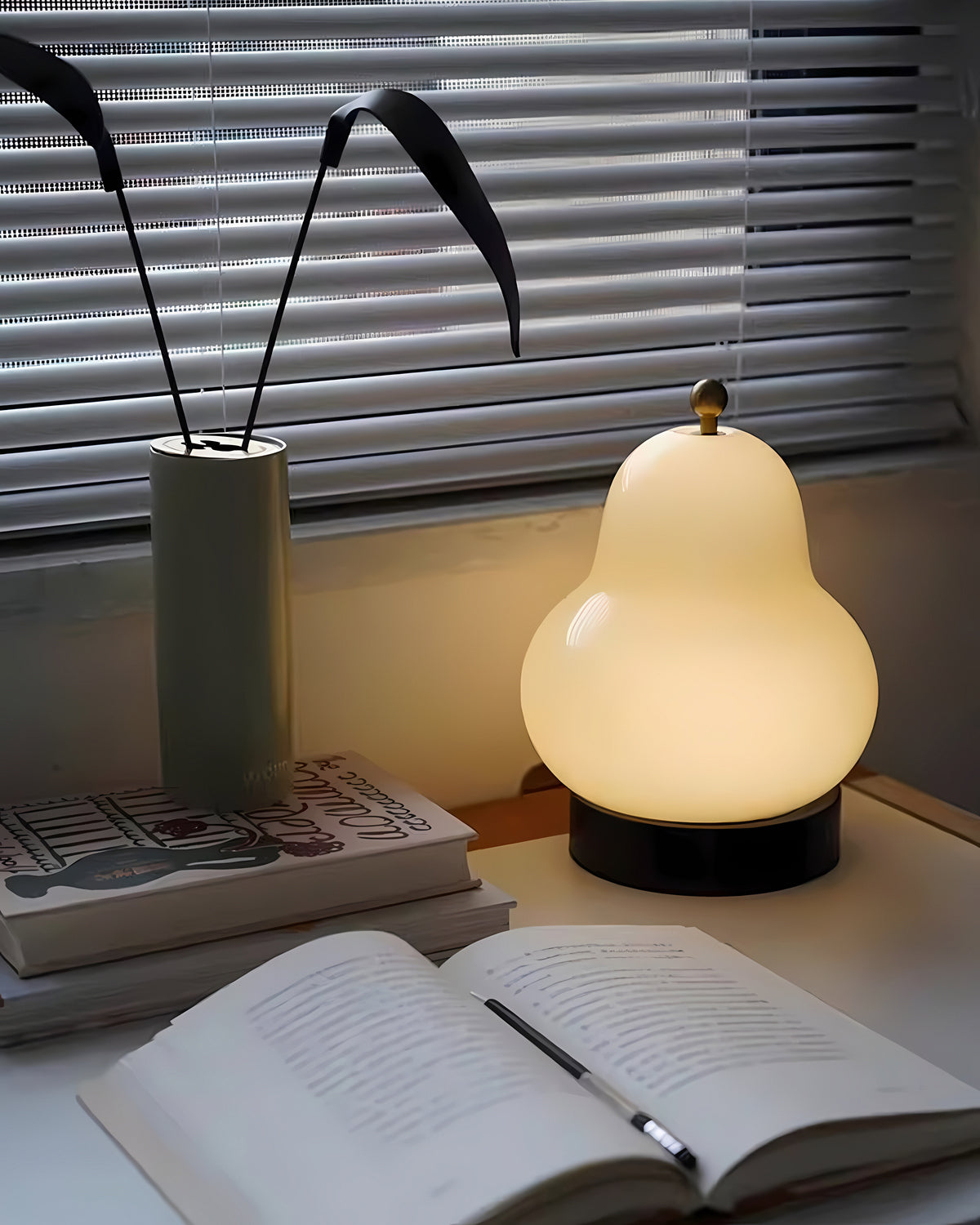 Pear Table Lamp