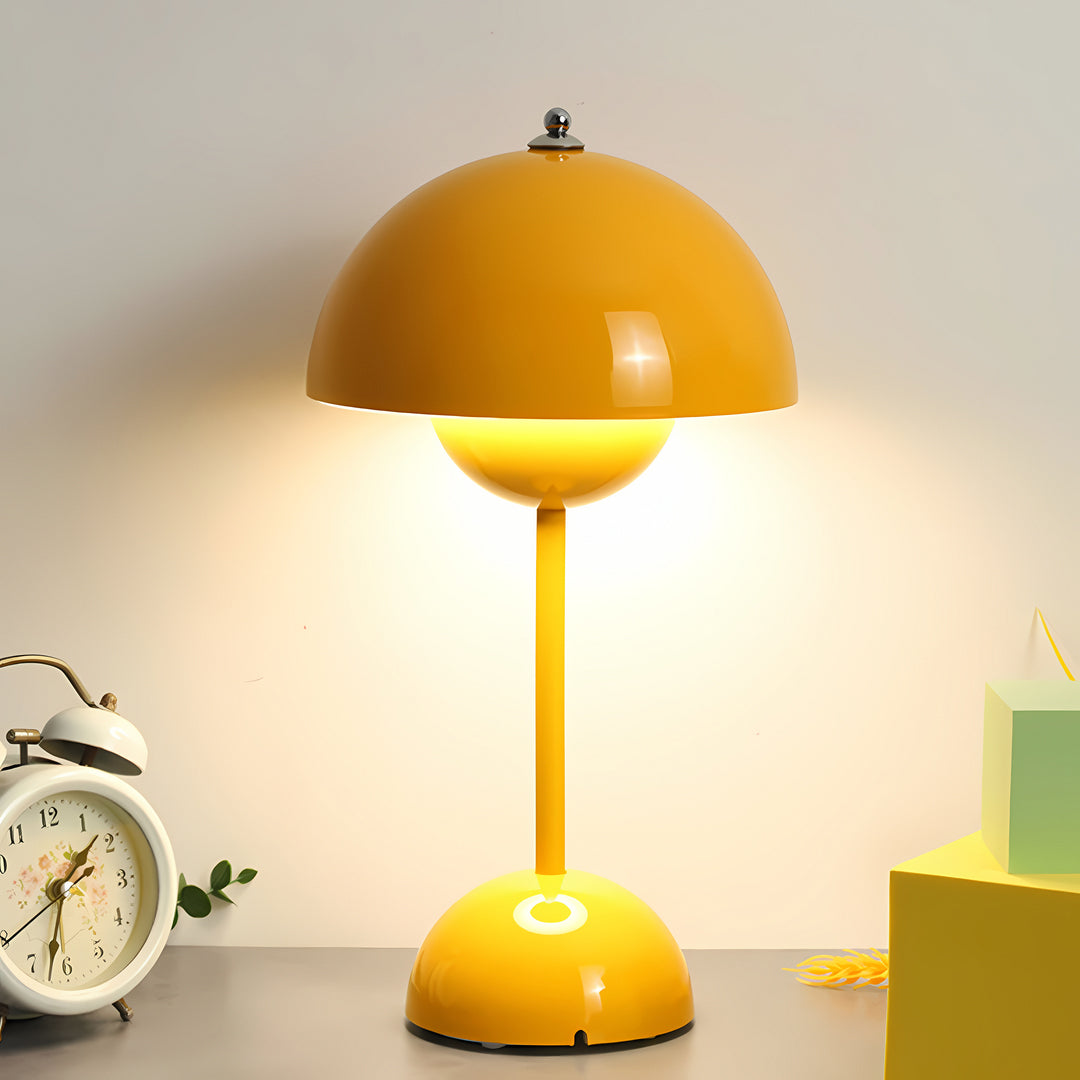 Flower Bud Table Lamp