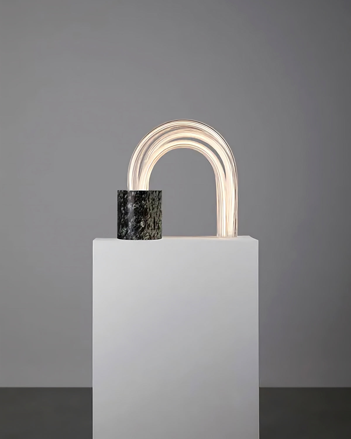 Arc Marmor Stehlampe
