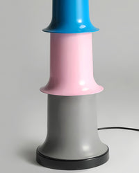 mehrfarbige Stehlampe