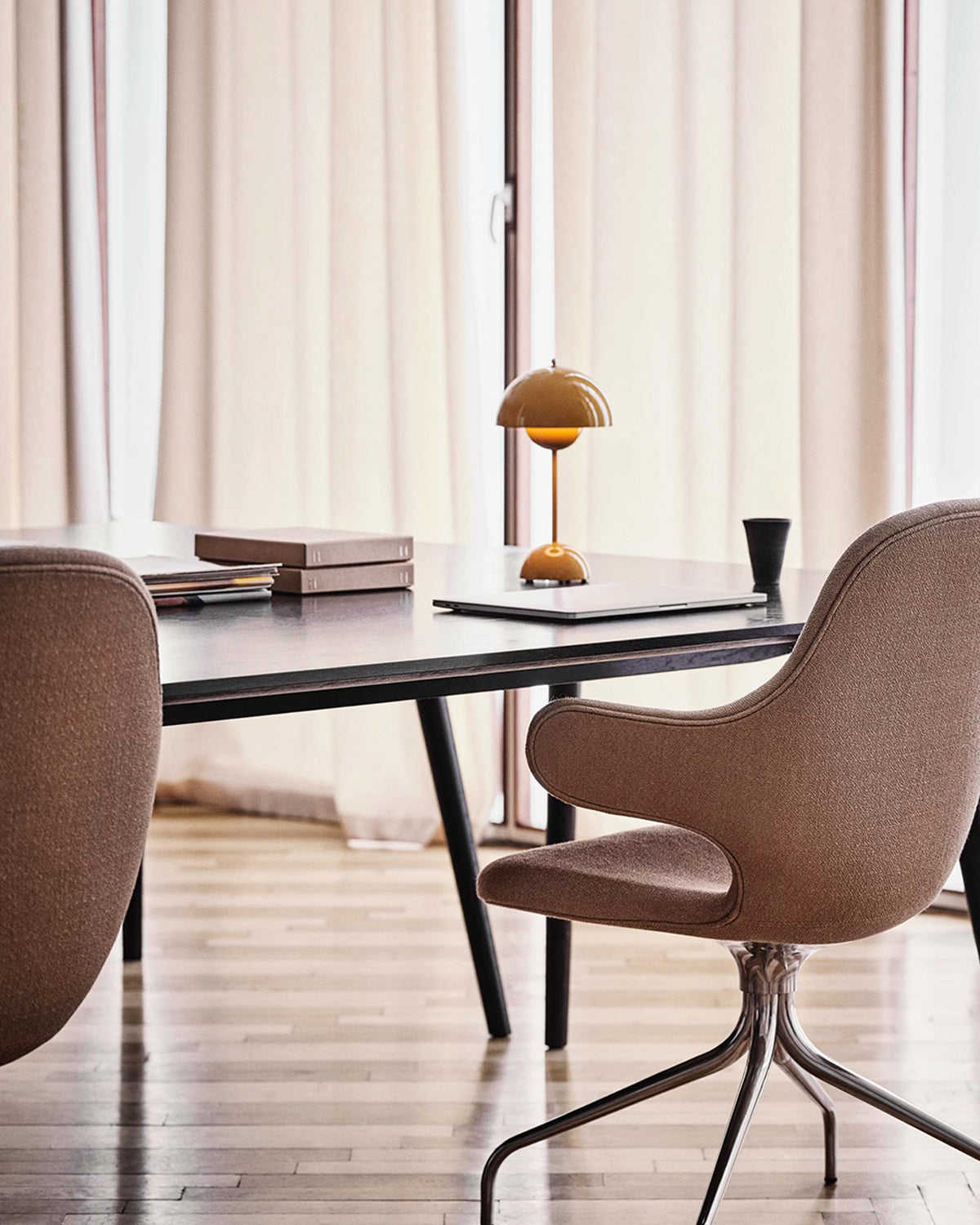 Flower Bud Table Lamp