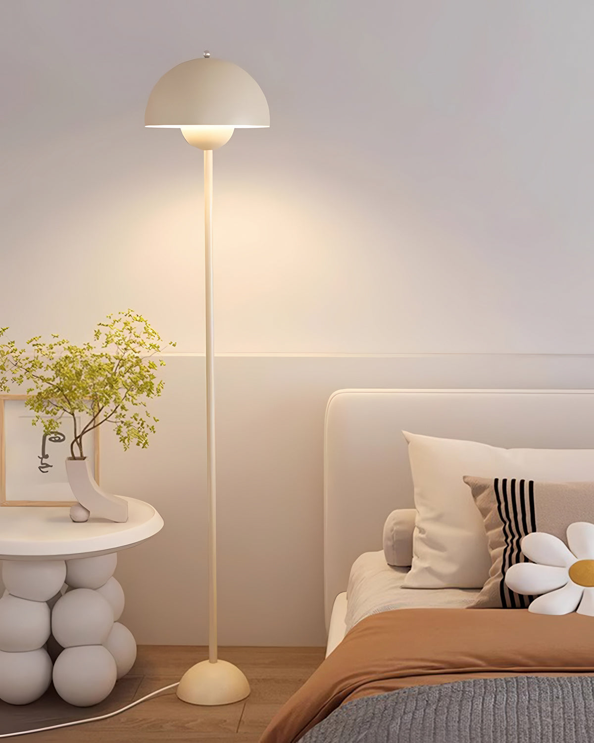 Flower Bud Floor Lamp