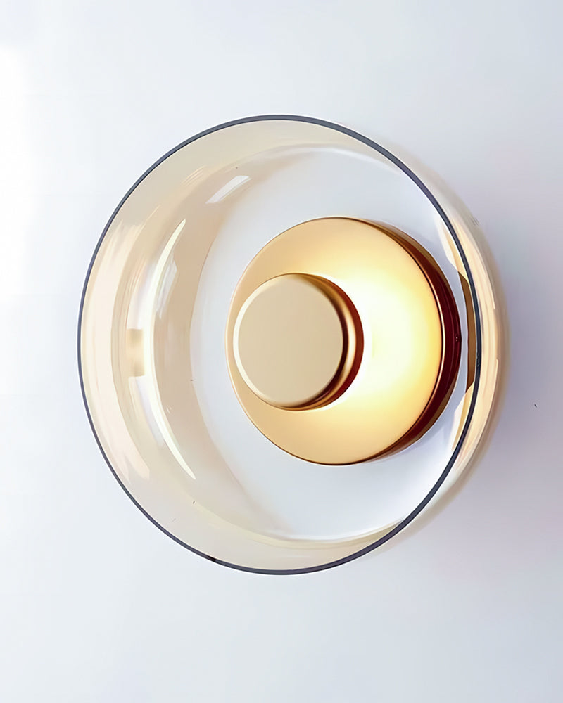 Wandlampe aus Gold und Glas