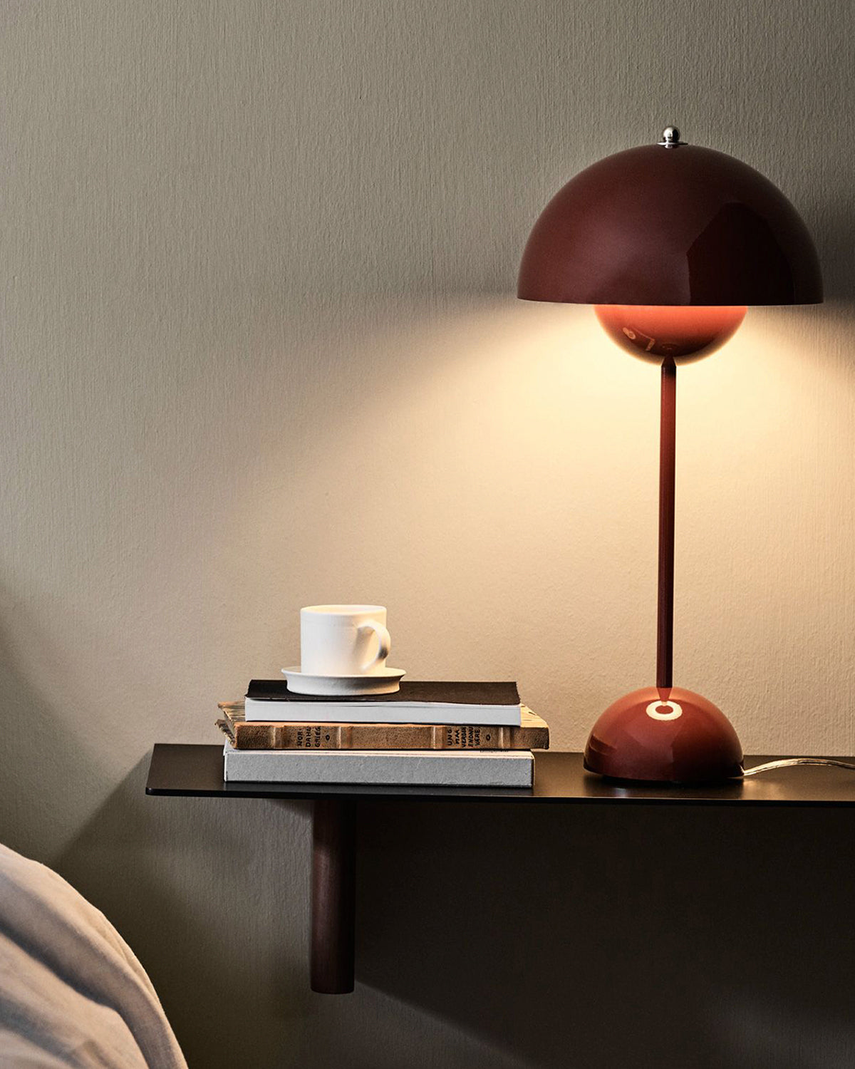 Flower Bud Table Lamp