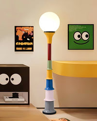 mehrfarbige Stehlampe