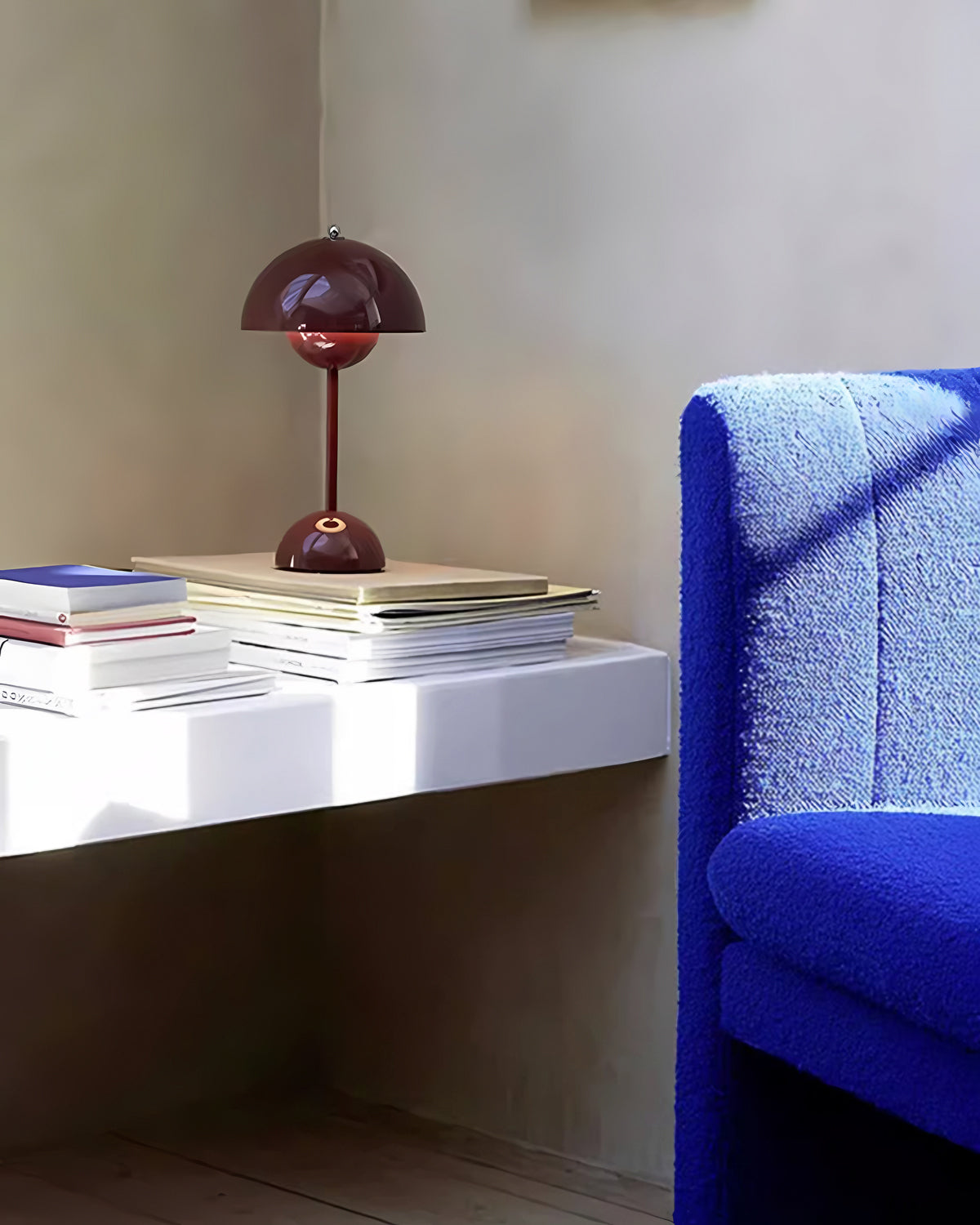 Flower Bud Table Lamp