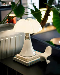 Moderne Blumen-Tischlampe