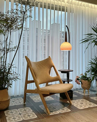 3-stöckige Stehlampe mit Regal